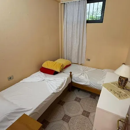 Apart Otel Gersina Golem (Tirana)