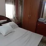 Gersina Lejlighedshotel Golem (Tirana)