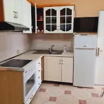 Gersina Lejlighedshotel Golem (Tirana)