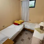 Ξενοδοχείο με διαμερίσματα Gersina Golem (Tirana)