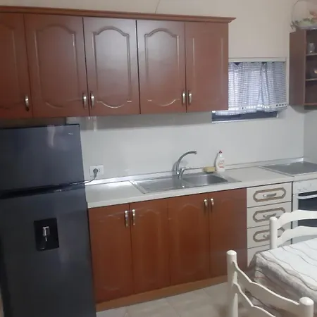 Ξενοδοχείο με διαμερίσματα Gersina