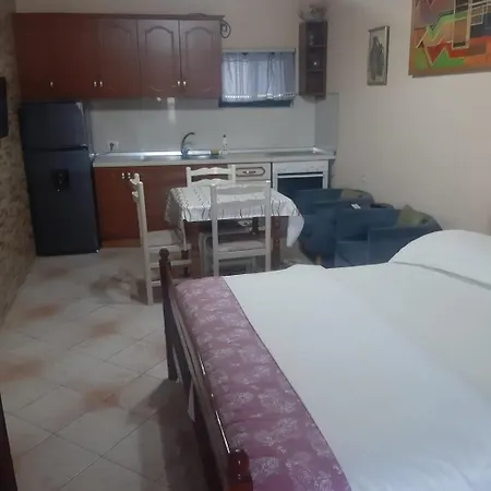 Ξενοδοχείο με διαμερίσματα Gersina Golem (Tirana)