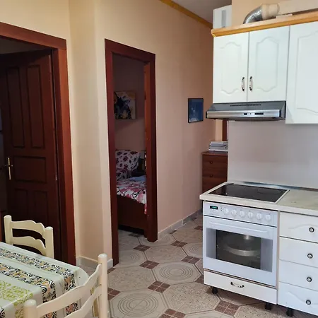 Ξενοδοχείο με διαμερίσματα Gersina Golem (Tirana)